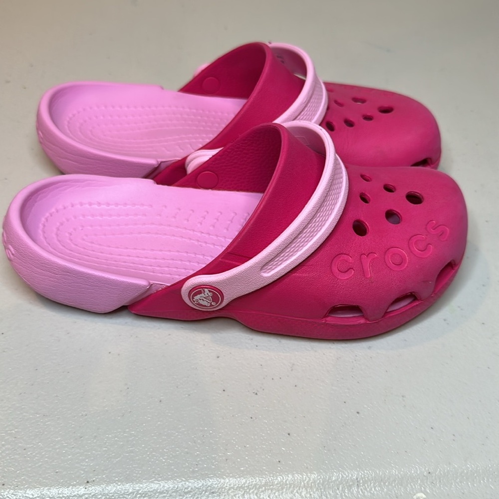 Crocs - Picture 2 of 5